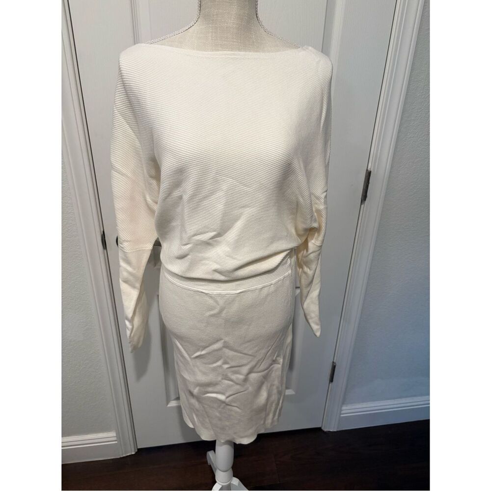 NWT Banana Republic Cream Ribbed Knit Top